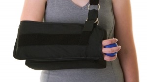 ITA-MED Super Arm Sling/Shoulder Immobilizer with Abduction Pillow