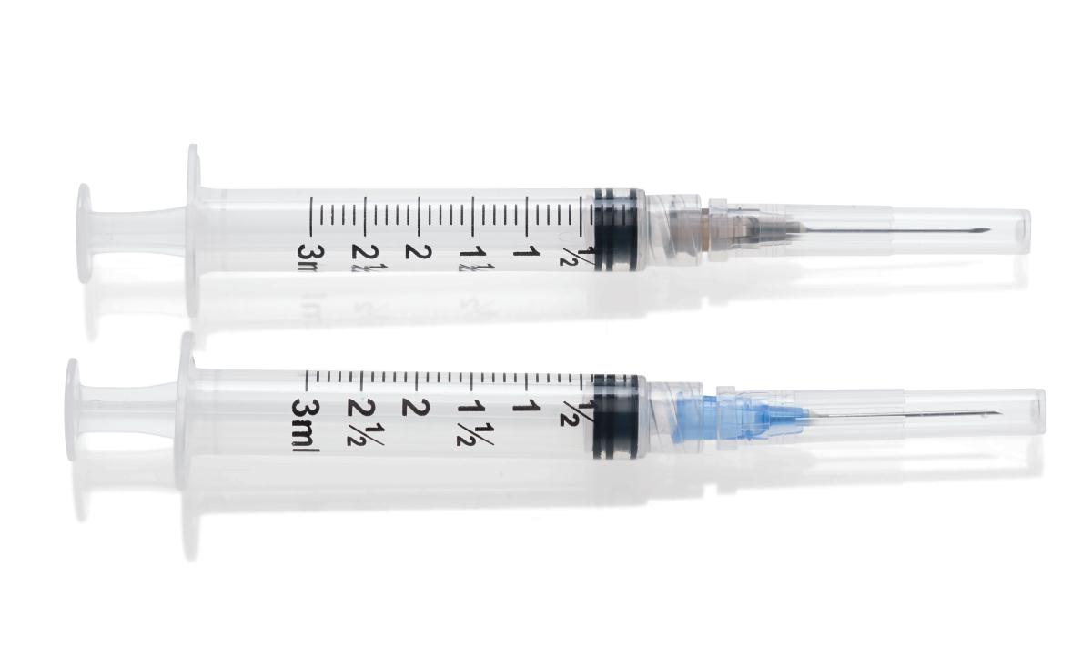 AHS 3cc Luer Lock Syringe and Needle with 25G X 1.5in. Needle